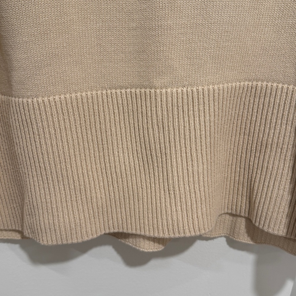GAP Cream Ribbed Hem cotton Sweater – Women’s Size Large – Soft Neutral Pullover - Picture 4 of 7